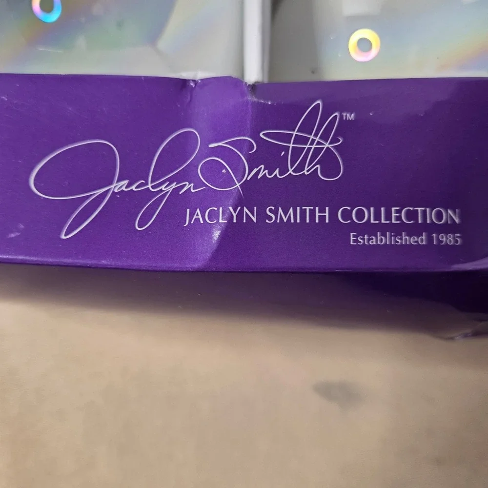 Jaclyn Smith Winter Wishes Glass Ornaments Set of 4‎ Iridescent White